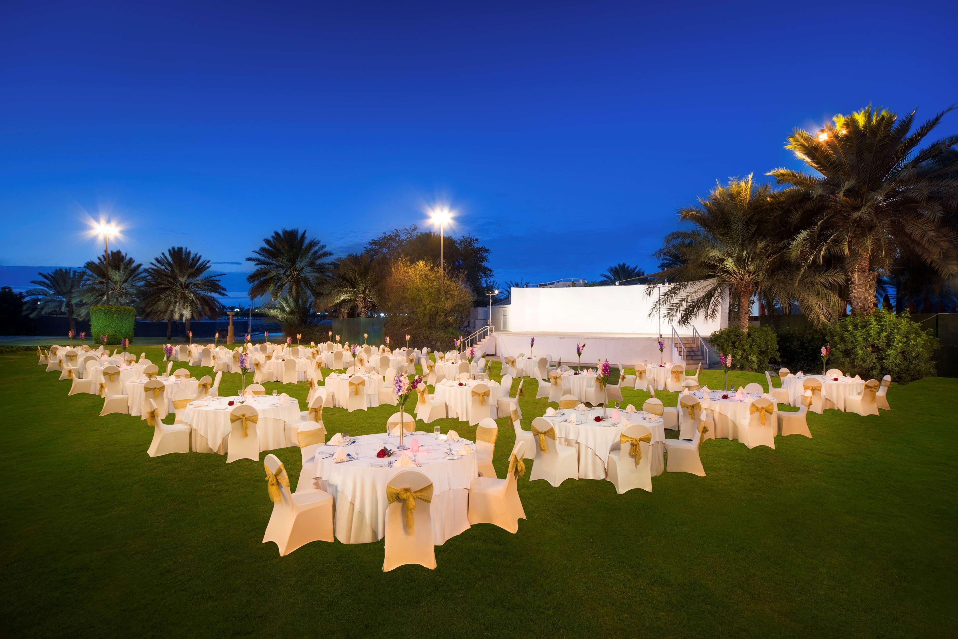 Radisson Blu Hotel & Resort, Abu Dhabi Corniche Exteriér fotografie